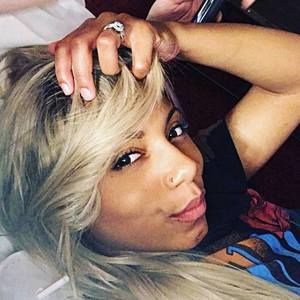 Meet your Posher, Alisha